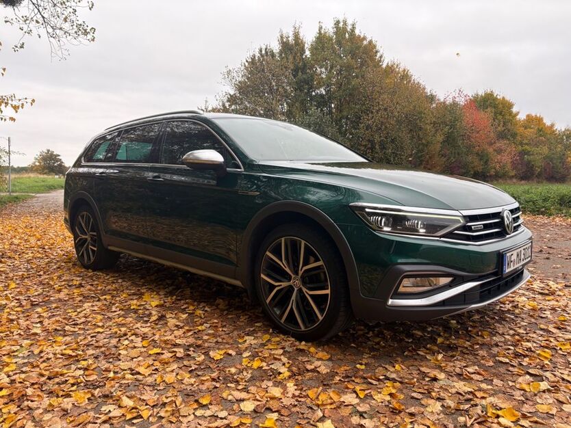 VW Passat Alltrack 141.000 km 23.750 € Veltheim 38173