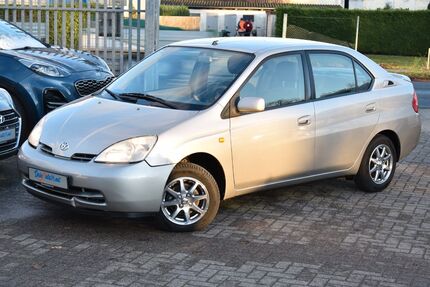 Toyota Prius 162.300 km 2.990 &euro; Celle 29227