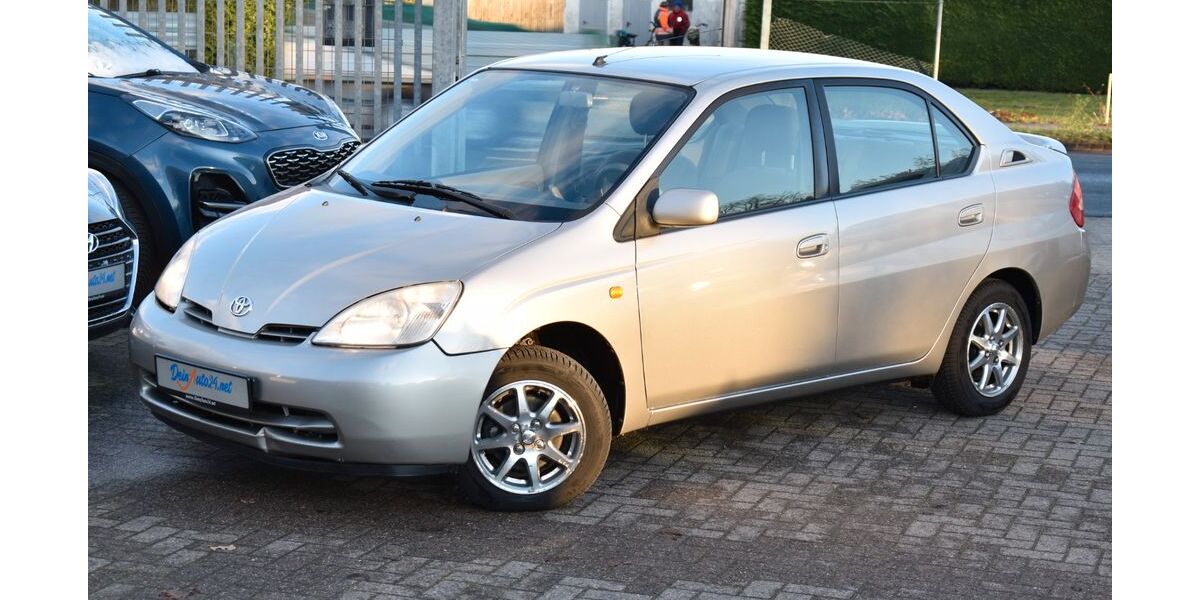 Toyota Prius 162.300 km 2.990 &euro; Celle 29227