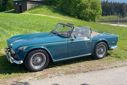 Triumph TR5
