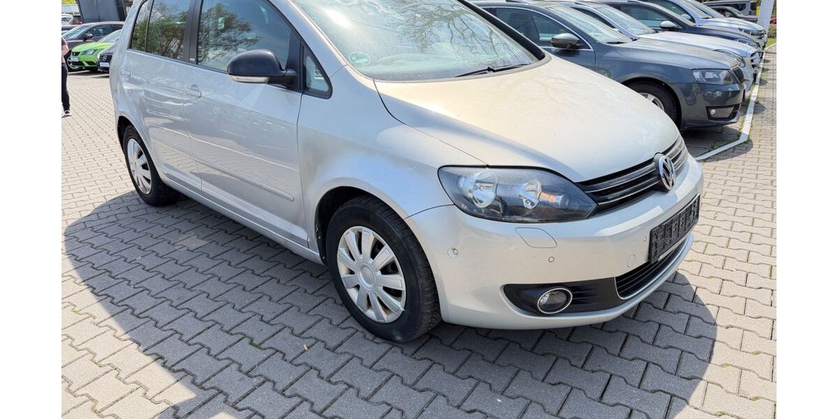 VW Golf 339.340 km 2.300 &euro; München OT Trudering-Riem 81825