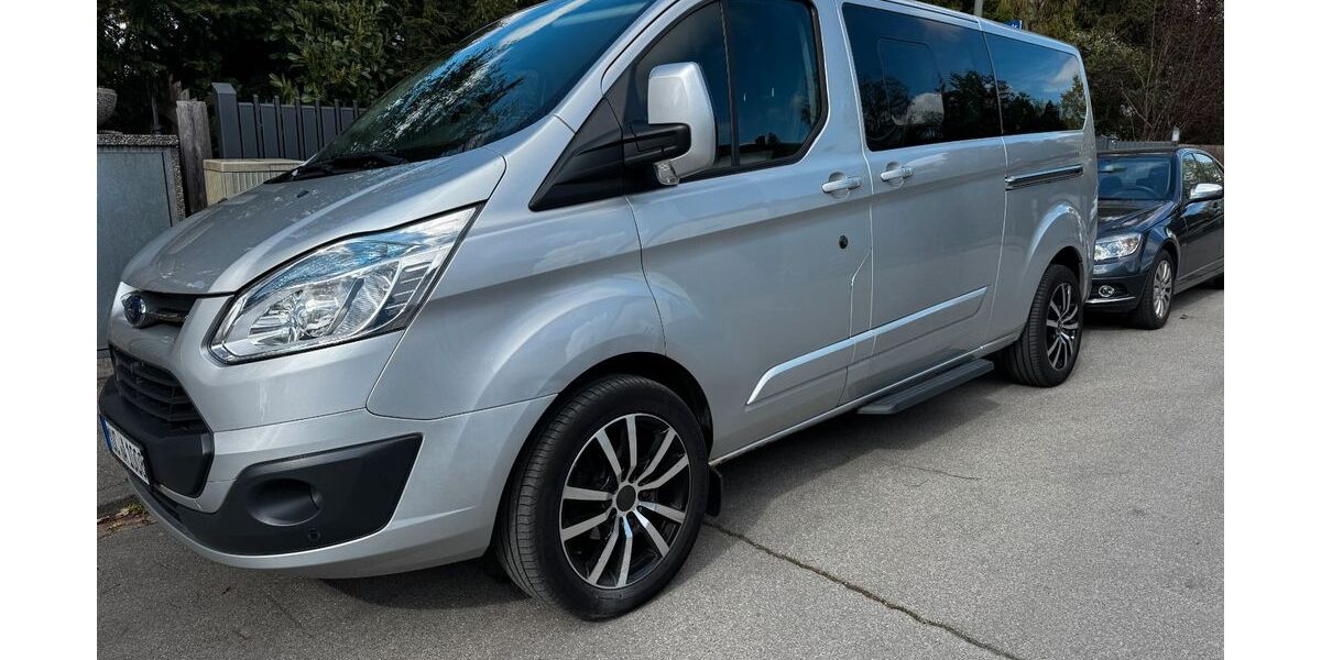 Ford Tourneo Custom 179.000 km 13.900 &euro; Neubiberg 85579