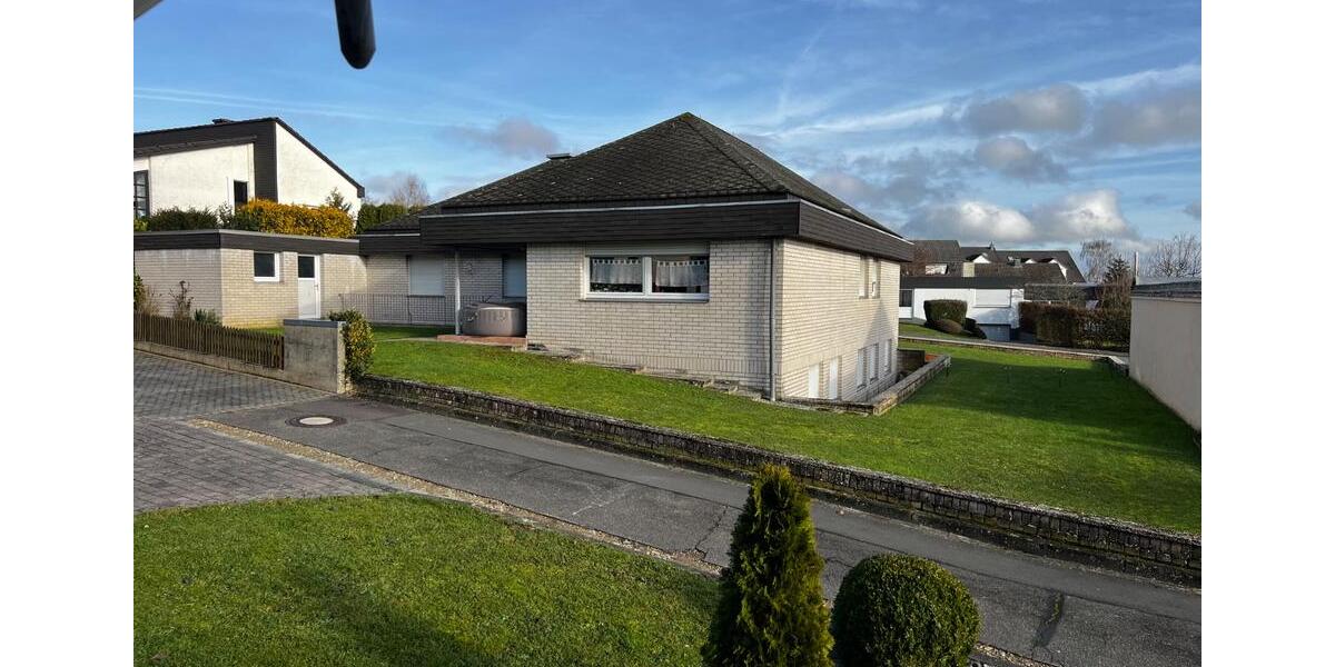 Einfamilienhaus Bitburg - 7 Zimmer, 283 m&sup2;, 585.000&euro; | Angebot:26057387