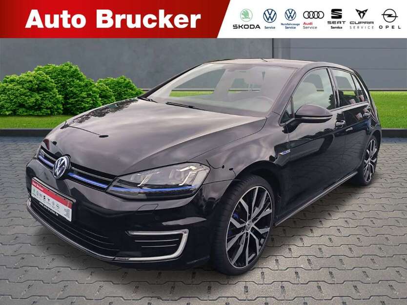 VW Golf 138.000 km 14.470 € Marktredwitz 95615