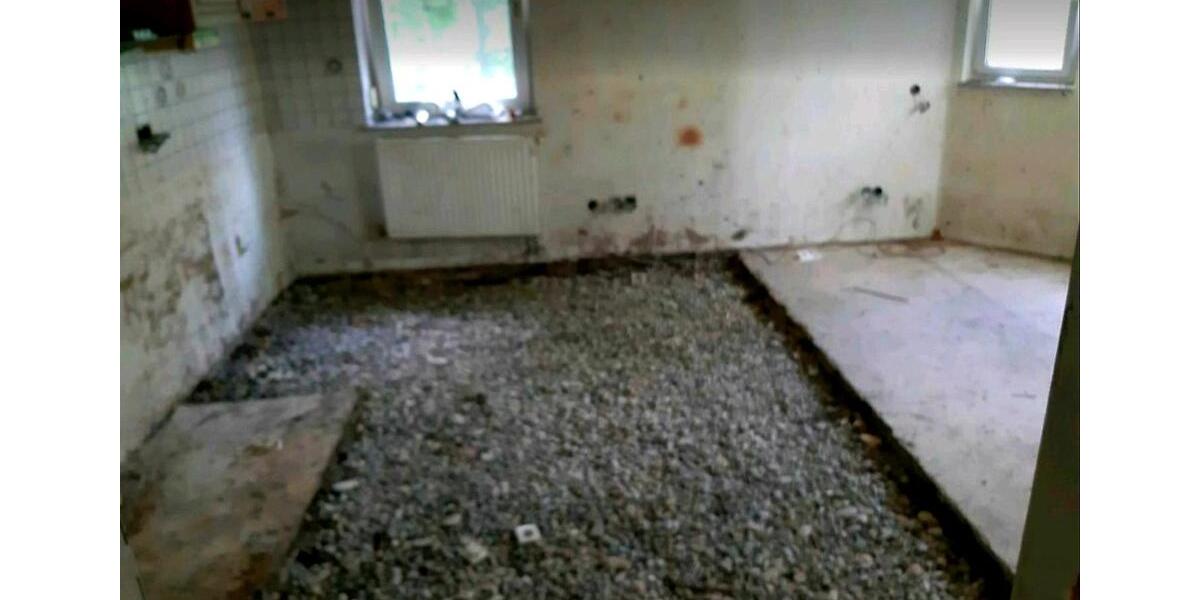 Doppelhaushälfte Günzburg - 4 Zimmer, 110 m&sup2;, 195.000&euro; | Angebot:25239675