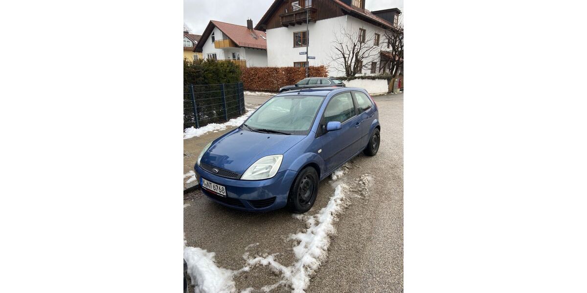 Ford Fiesta 87.100 km 1.300 &euro; München 80686