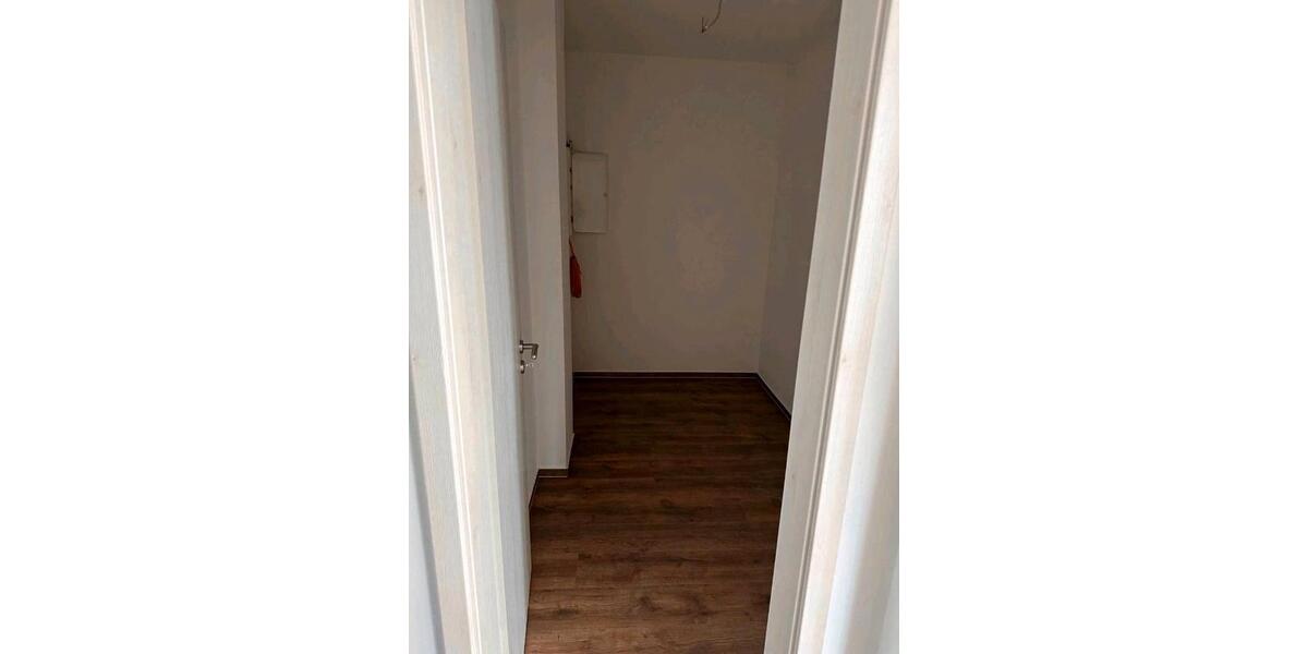 Etagenwohnung Mirow - 3 Zimmer, 88 m&sup2;, 880&euro; | Angebot:26255931