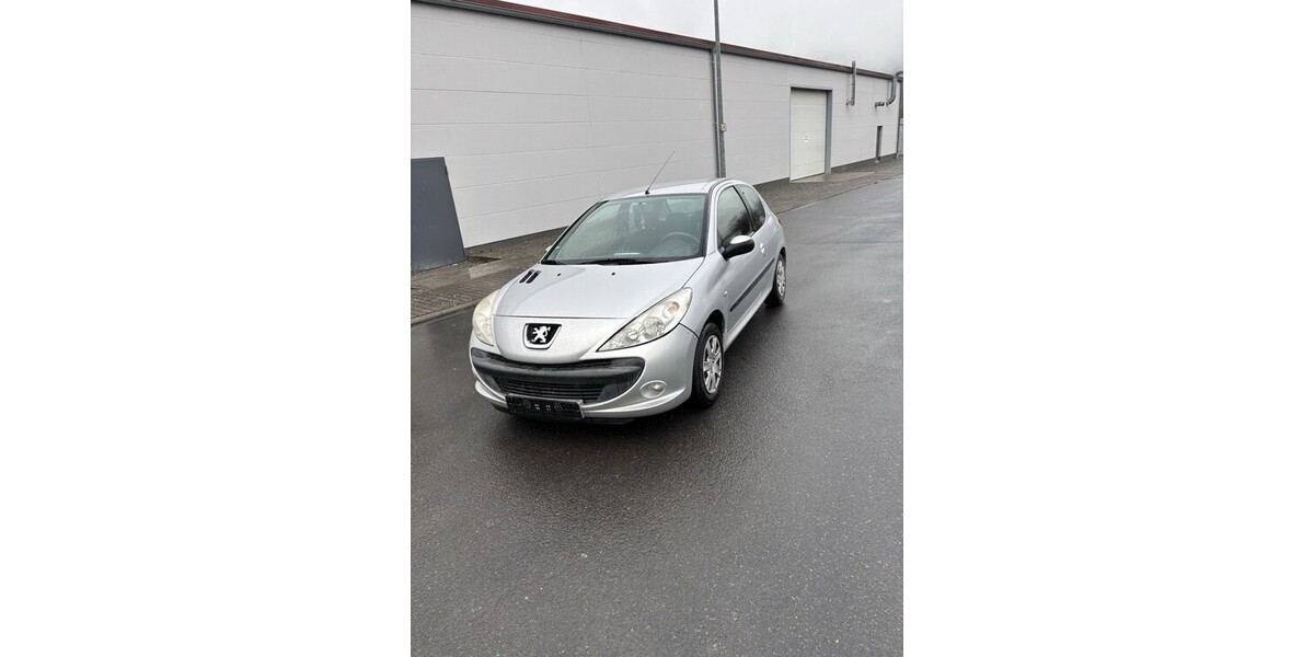 Peugeot 206+ 182.000 km 1.800 &euro; Wertheim 97877