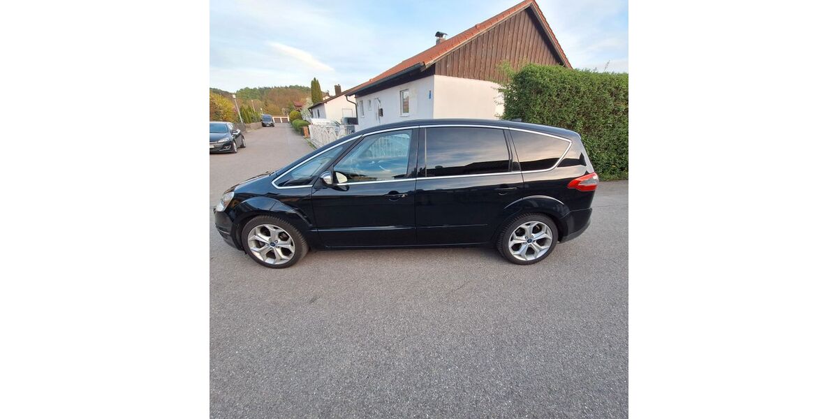 Ford S-Max 151.000 km 7.990 &euro; Niederaichbach 84100