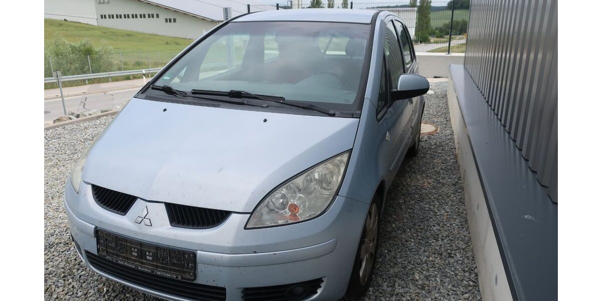Mitsubishi Colt 276.000 km 800 &euro; Neufahrn 84088