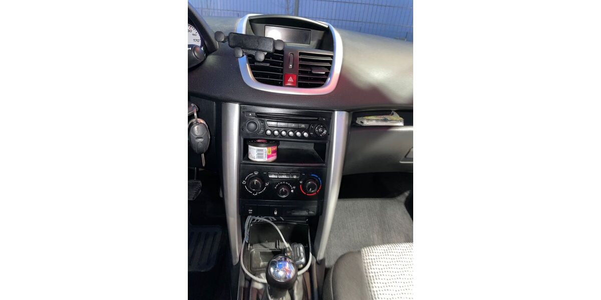 Peugeot 207 175.033 km 3.000 &euro; Schweitenkirchen 85301