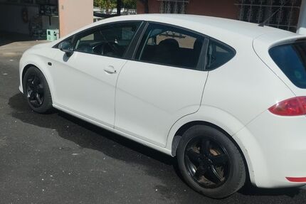 Seat Leon 299.900 km 1.900 &euro; Reicholzheim 97877