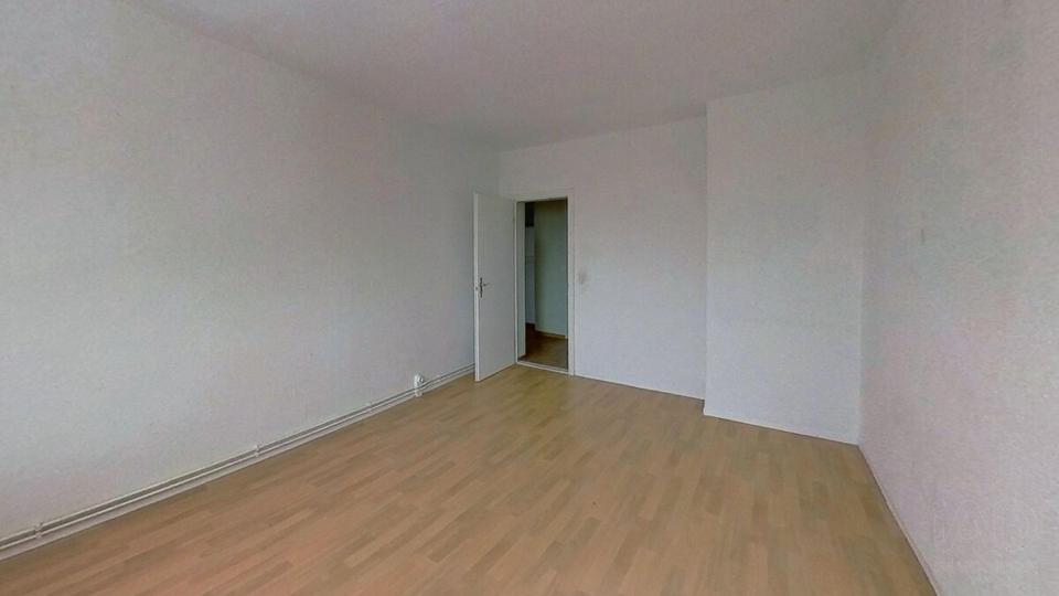 Etagenwohnung Roßleben-Wiehe Wiehe - 4 Zimmer, 75 m&sup2;, 380&euro; | Angebot:24769377