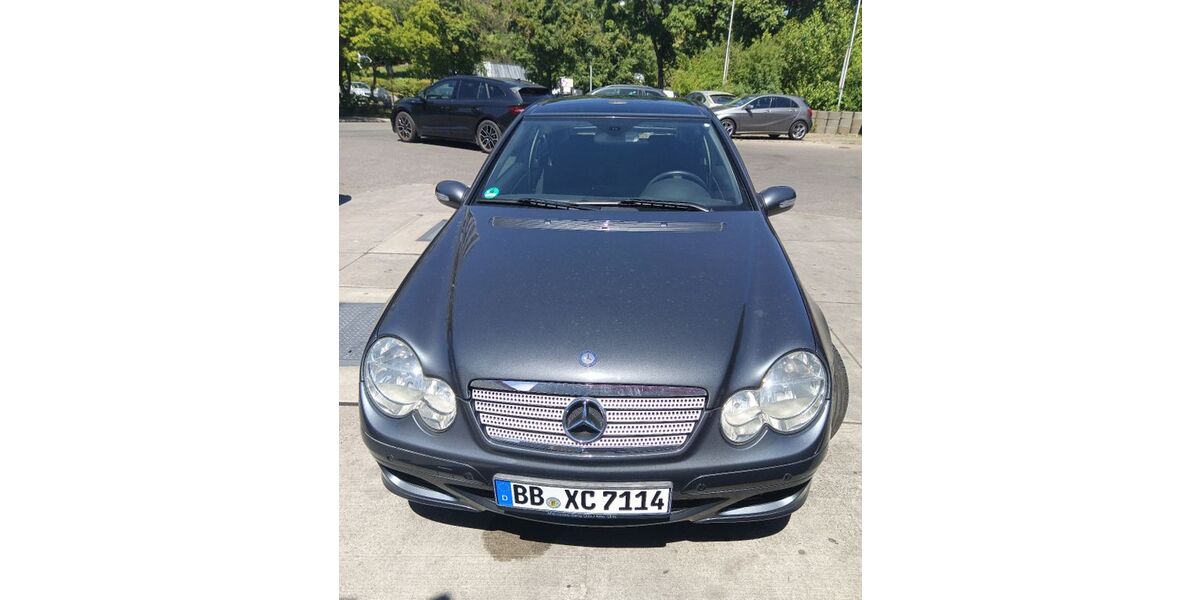 Mercedes-Benz C 250 93.000 km 7.499 &euro; Sindelfingen 71067