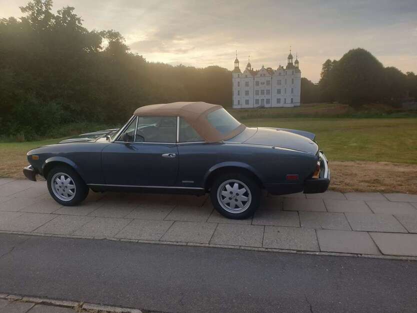 124 Spider