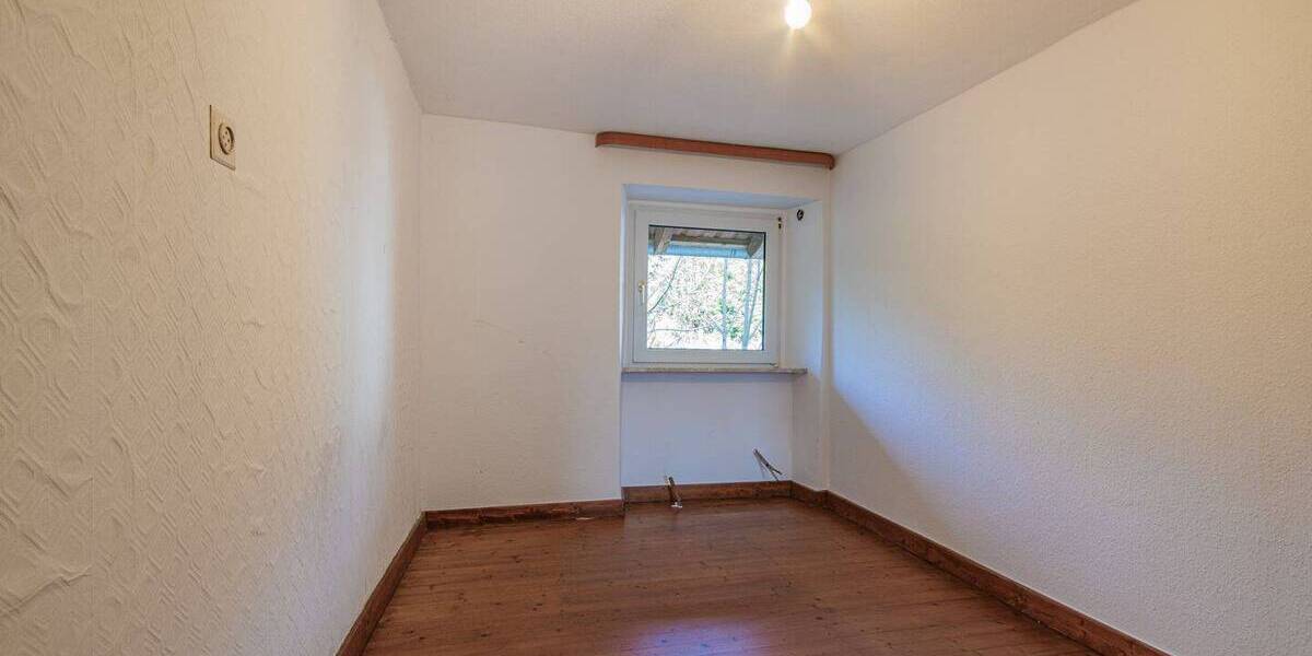 Reihenmittelhaus Klettgau Grießen - 6 Zimmer, 137 m&sup2;, 225.000&euro; | Angebot:25741792