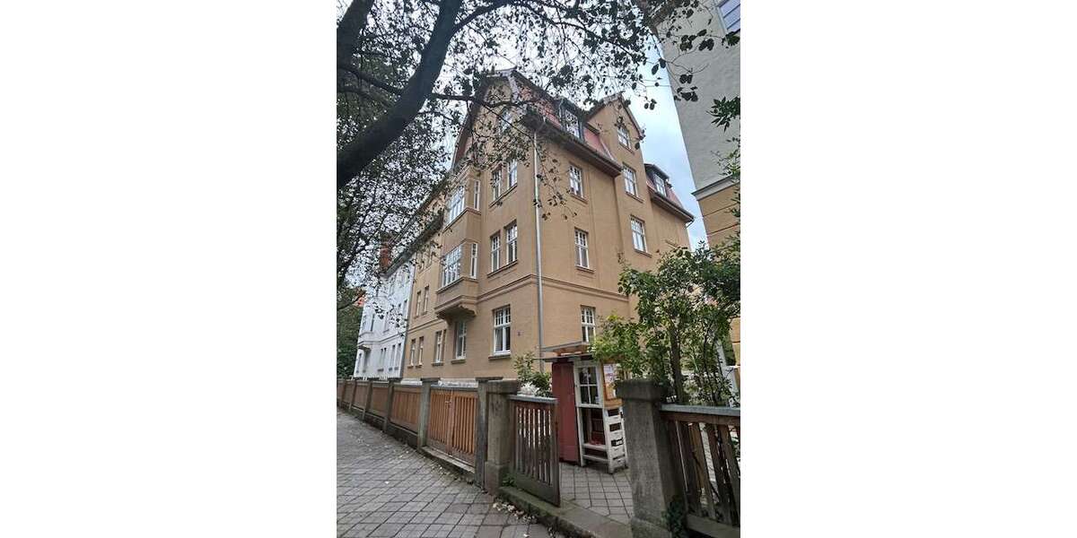 Etagenwohnung Weimar - 5 Zimmer, 150 m&sup2;, 1.900&euro; | Angebot:27326220