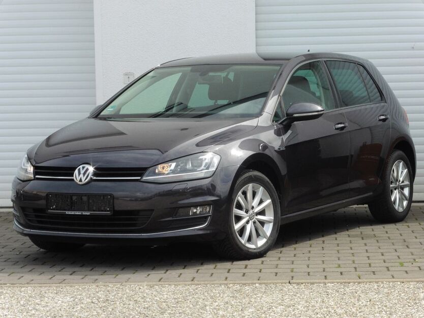 VW Golf 133.500 km 11.890 € Lauingen/Donau 89415