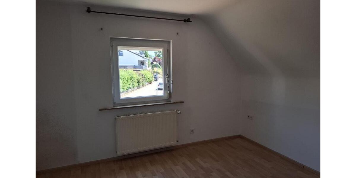 Dachgeschoßwohnung Wannweil - 3 Zimmer, 69 m&sup2;, 330.000&euro; | Angebot:27233438