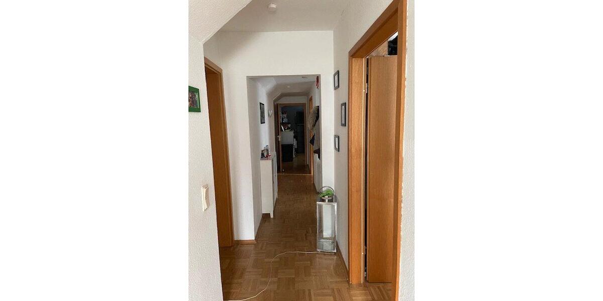 Dachgeschoßwohnung Engelskirchen - 3 Zimmer, 79 m&sup2;, 156.000&euro; | Angebot:26356576