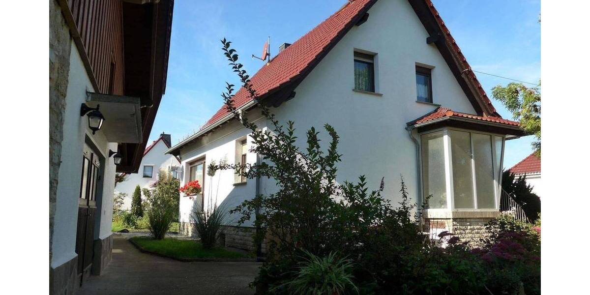 Einfamilienhaus Buttstädt - 5 Zimmer, 120 m&sup2;, 167.000&euro; | Angebot:25938525