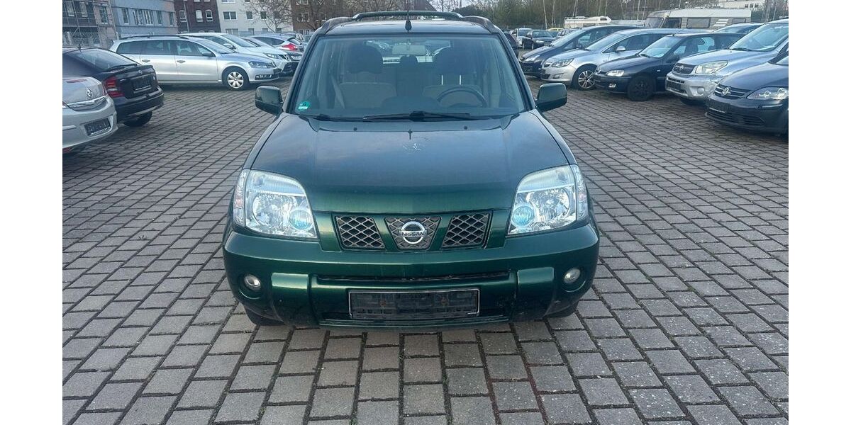 Nissan X-Trail 306.501 km 2.200 &euro; Hildesheim 31137