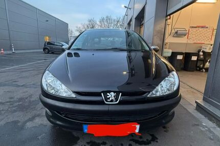 Peugeot 206 230.000 km 1.499 &euro; Hanau 63452