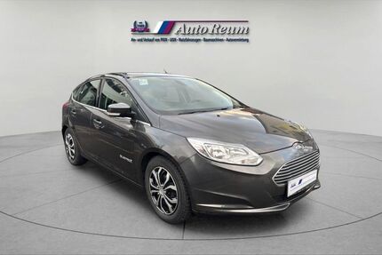 Ford Focus 84.000 km 8.990 &euro; Nürnberg 90431