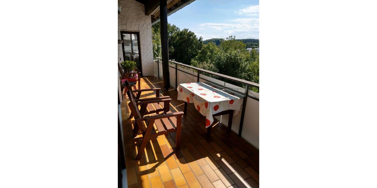 Einfamilienhaus Bad Friedrichshall - 7 Zimmer, 180 m&sup2;, 1.500&euro; | Angebot:26409623