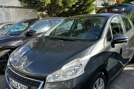 Peugeot 208 49.000 km 6.999 € Laudenbach 69514