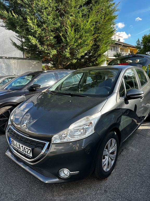 Peugeot 208 49.000 km 6.999 € Laudenbach 69514