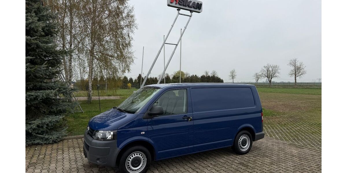 VW T5 Transporter 231.256 km 8.490 &euro; Kabelsketal 06184