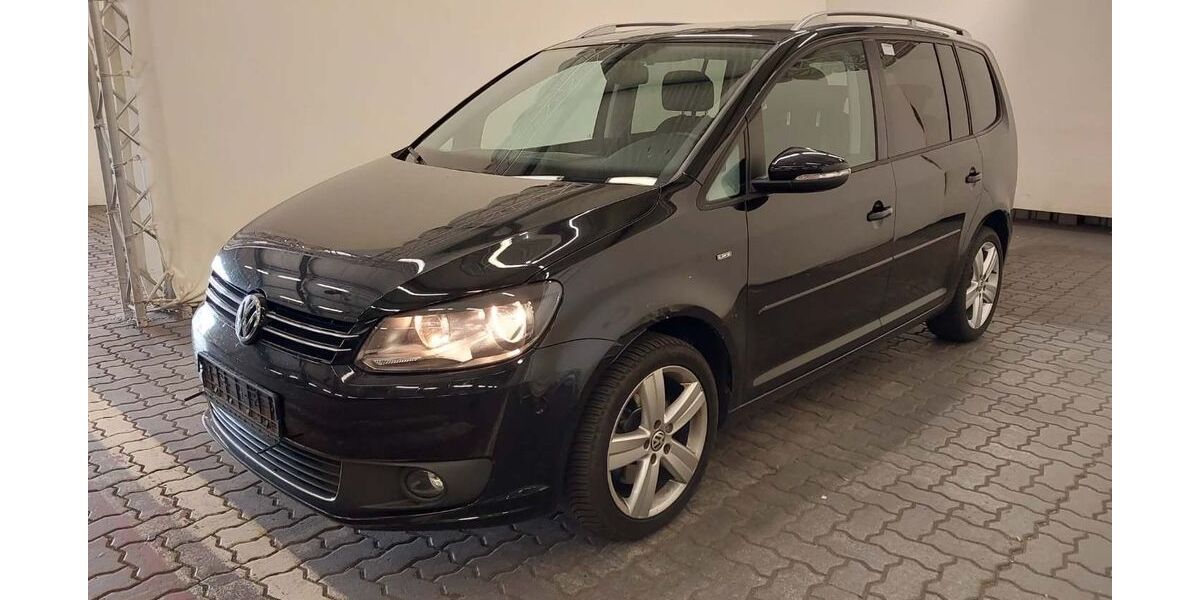 VW Touran 99.993 km 13.490 &euro; Neumünster 24536