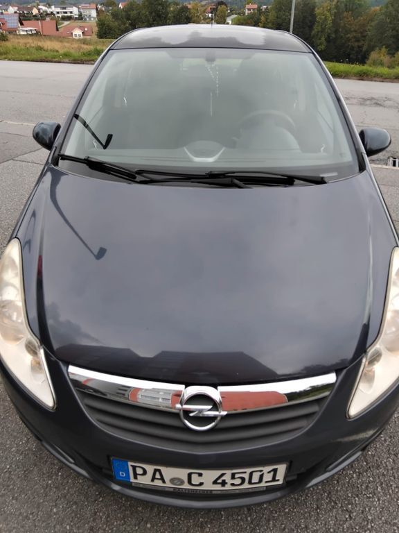 Opel Corsa 121.000 km 2.600 € Passau 94036