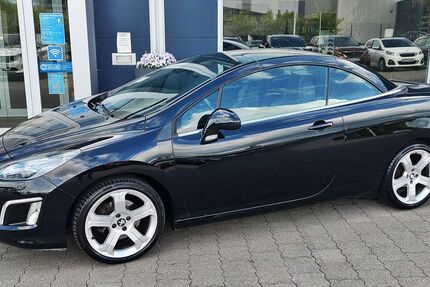 Peugeot 308 114.000 km 7.950 &euro; Hollern-Twielenfleth 21723