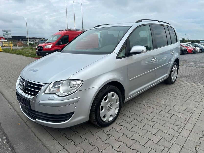 VW Touran 115.000 km 6.499 € Dietzenbach 63128