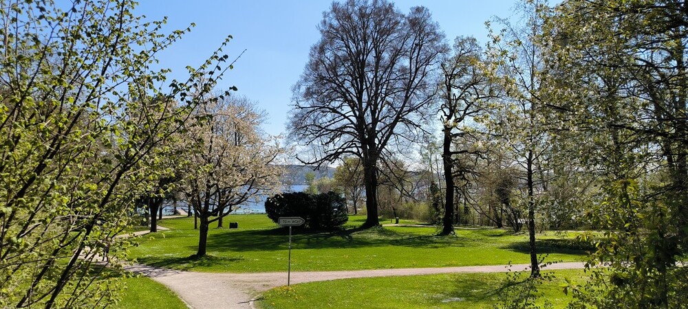 !! RARITÄT am SEE !! idyllisches JUWEL * 4-Zimmer-Dachgeschosstraum * Balkon und Gartennutzung * - Dachgeschoßwohnung Starnberg | Angebot:26551172