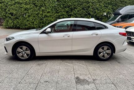 BMW 216