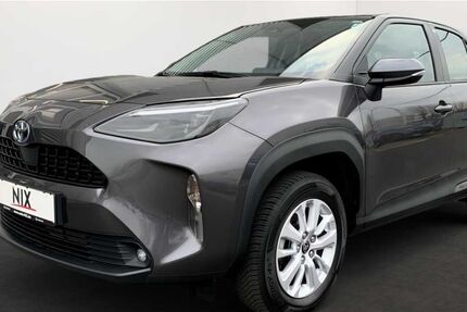 Toyota Yaris Cross 29.520 km 21.990 &euro; Frankfurt 60314