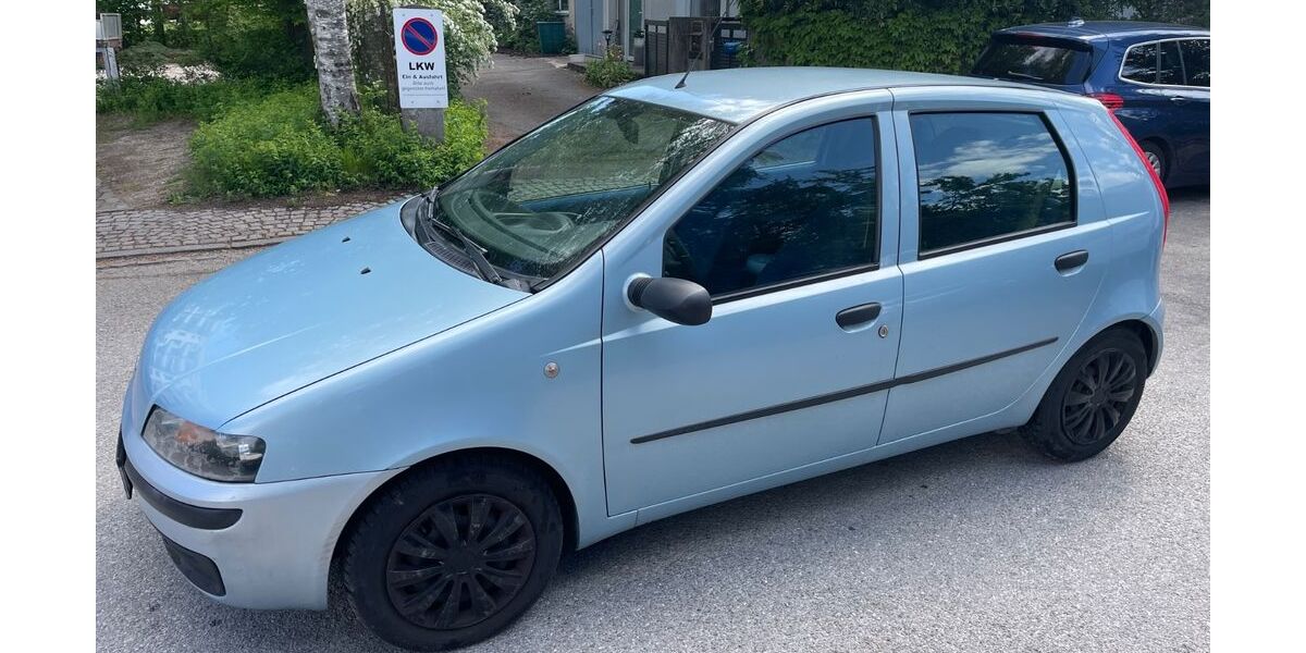 Fiat Punto 97.000 km 590 &euro; München 81379