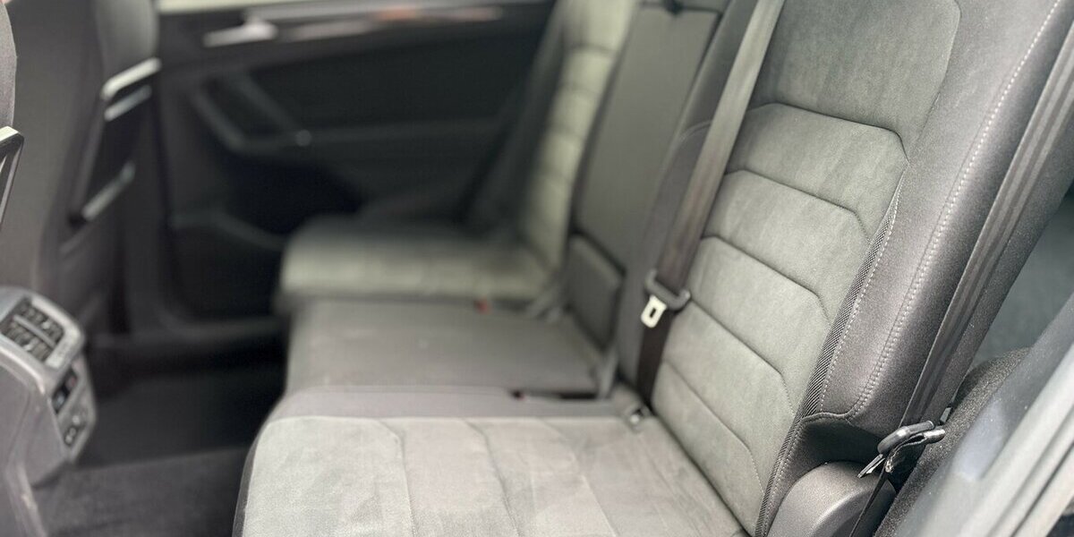 VW Tiguan R-Line / Allrad / Pano / Keyless 84.000 km 33.900 &euro; Mönchengladbach 41066