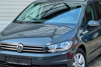 VW Touran 109.000 km 24.000 &euro; Käbschütztal OT Krögis bei Dresden 01665