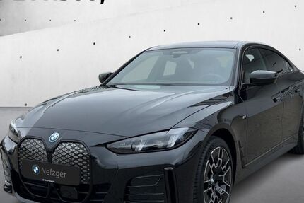 BMW i4 9.140 km 59.615 &euro; Berlin-Siemensstadt 13629