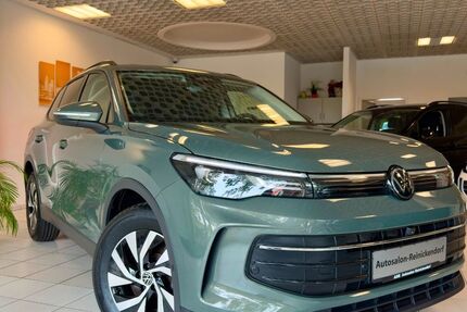 VW Tiguan 45.360 km 32.980 &euro; Berlin 13403