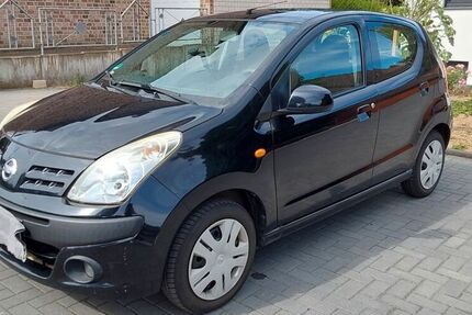 Nissan Pixo