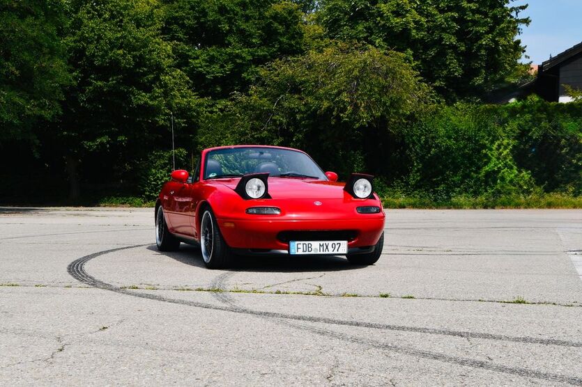 Mazda MX-5 112.000 km 10.799 € Friedberg 86316