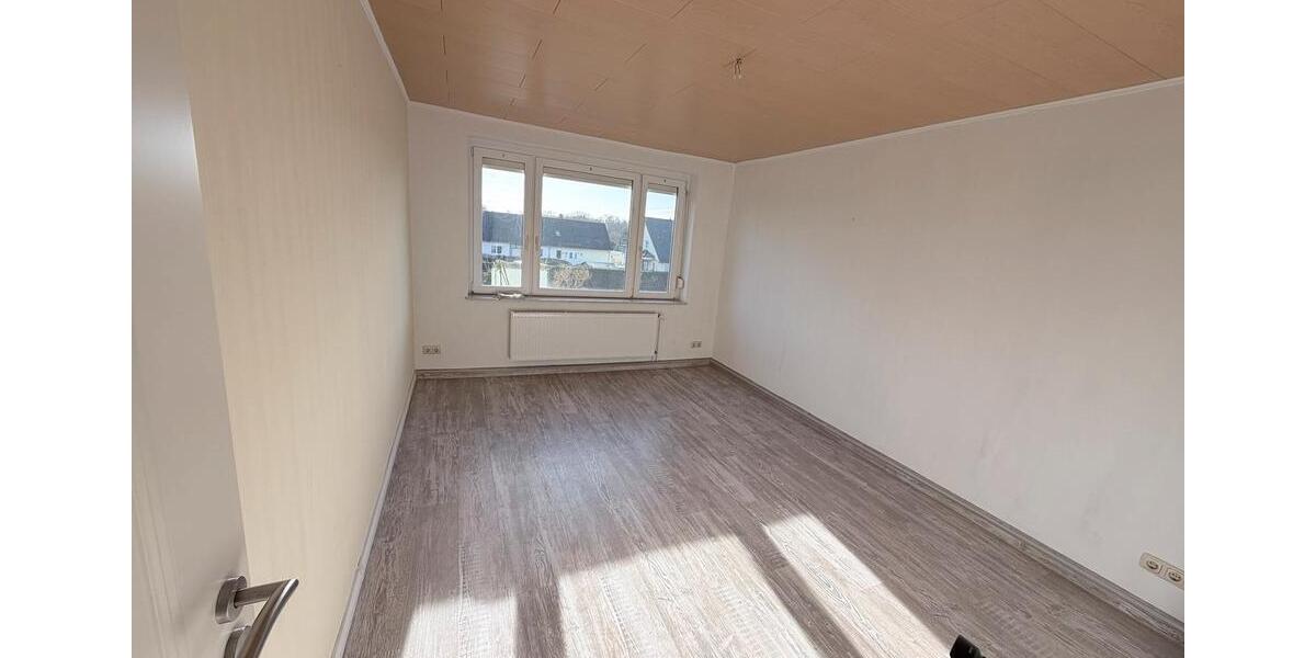 Etagenwohnung Oschersleben (Bode) - 3 Zimmer, 56 m&sup2;, 560&euro; | Angebot:26320935