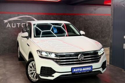 VW Touareg 179.134 km 26.690 &euro; Husum 25813