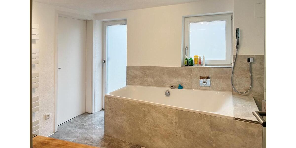 Doppelhaushälfte Bretzfeld - 6 Zimmer, 108 m&sup2;, 1.440&euro; | Angebot:26568343