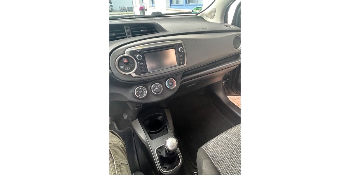 Toyota Yaris 51.702 km 7.200 &euro; Lengerich 49525